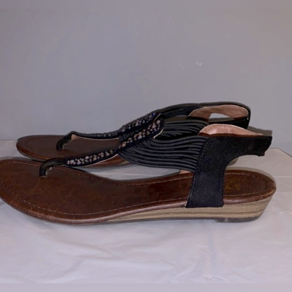 Sandals size 7 - Picture 3 of 3